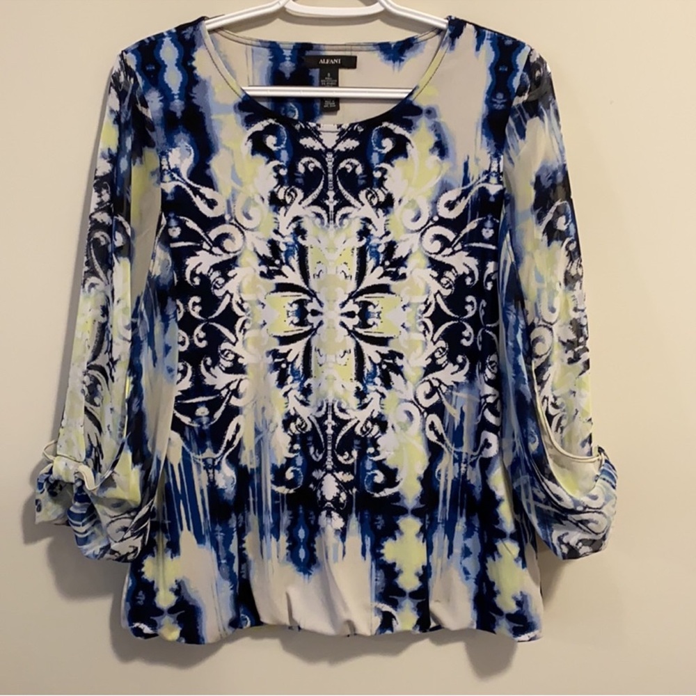 Alfani Blue and White Graphic Cuffed Sleeve Blouse